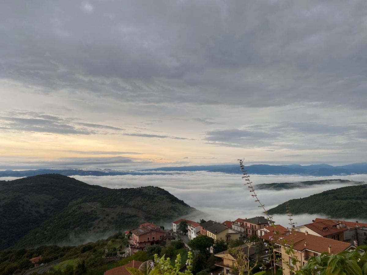 Il Borgo Antico Bed and Breakfast Rocca Massima Exteriör bild